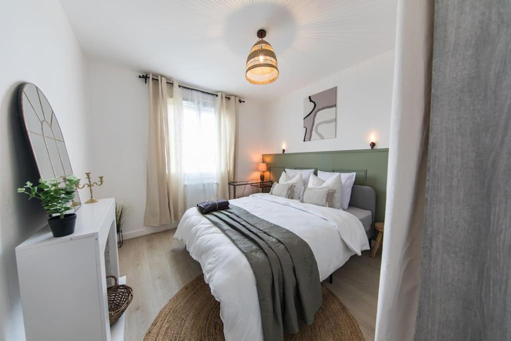 Apartment Cinehome - 5 Min Centre-parking/tram Au Pied *